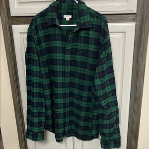 Merona Green and Navy Plaid Long-Sleeve Button-Down Shirt